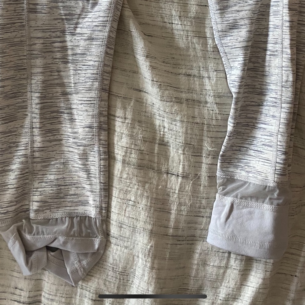 Senita cropped leggings. This color is so beautiful!